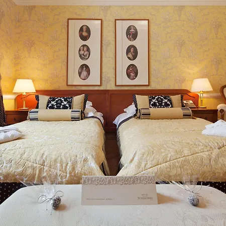 酒店 The Bonerowski Palace Boutique 5*