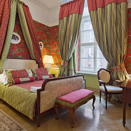 酒店 The Bonerowski Palace Boutique 5*