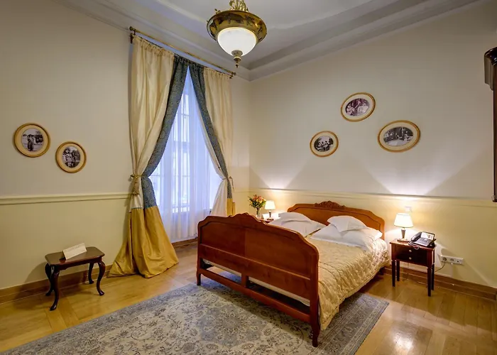 The Bonerowski Palace Boutique