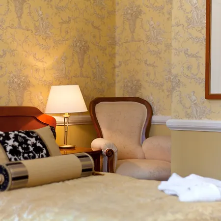 Отель The Bonerowski Palace Boutique 5*