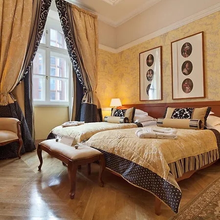 Отель The Bonerowski Palace Boutique