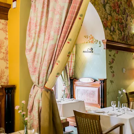 The Bonerowski Palace Boutique Отель