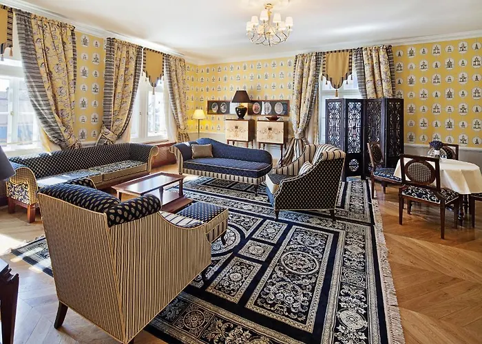 The Bonerowski Palace Boutique Otel