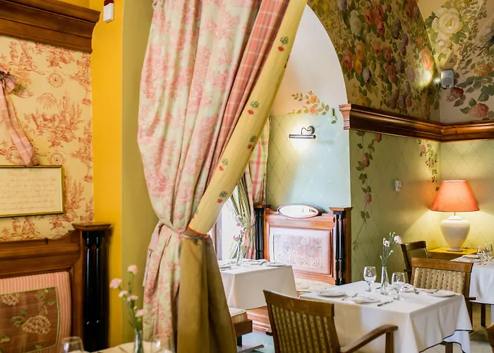 The Bonerowski Palace Boutique Otel