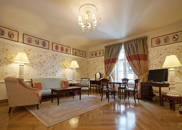 The Bonerowski Palace Boutique 5*